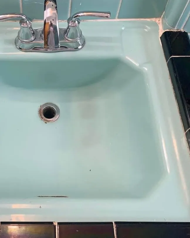 Bathroom Sink after cleaning